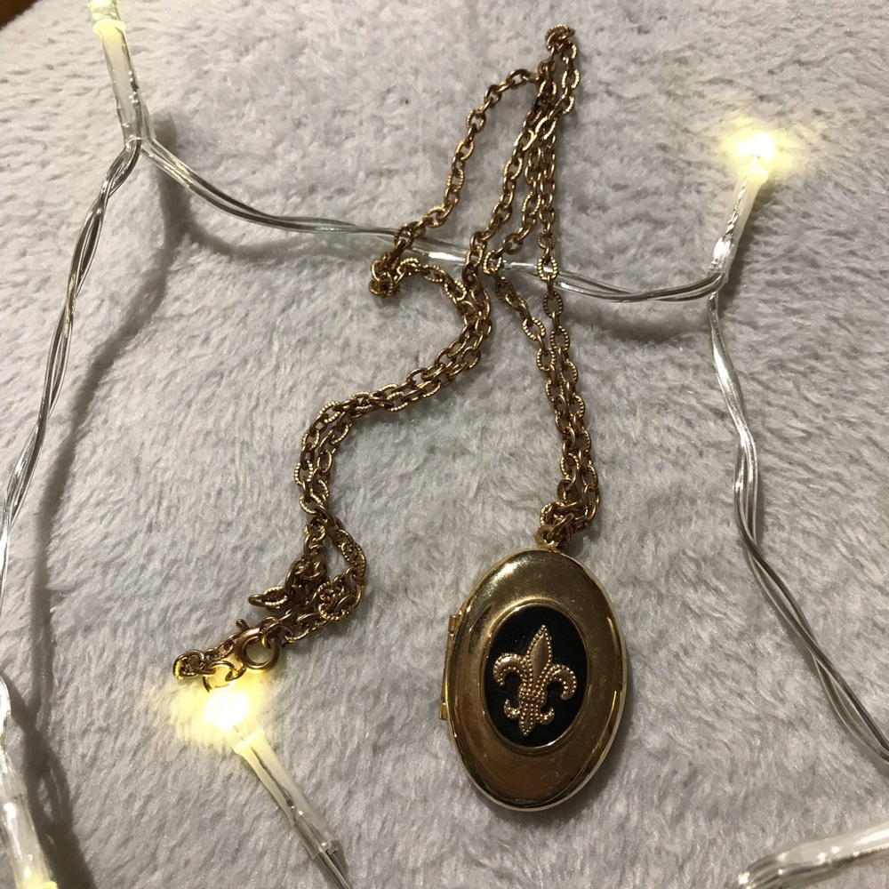 Vintage fleur de lis Locket necklace